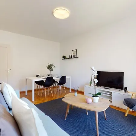 Apartman Magnificent With Balcony In *